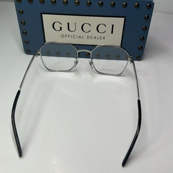 Gucci GG0946OA Square Metal Eyeglasses – Full Rim Frame for Men - Picture 11 of 13